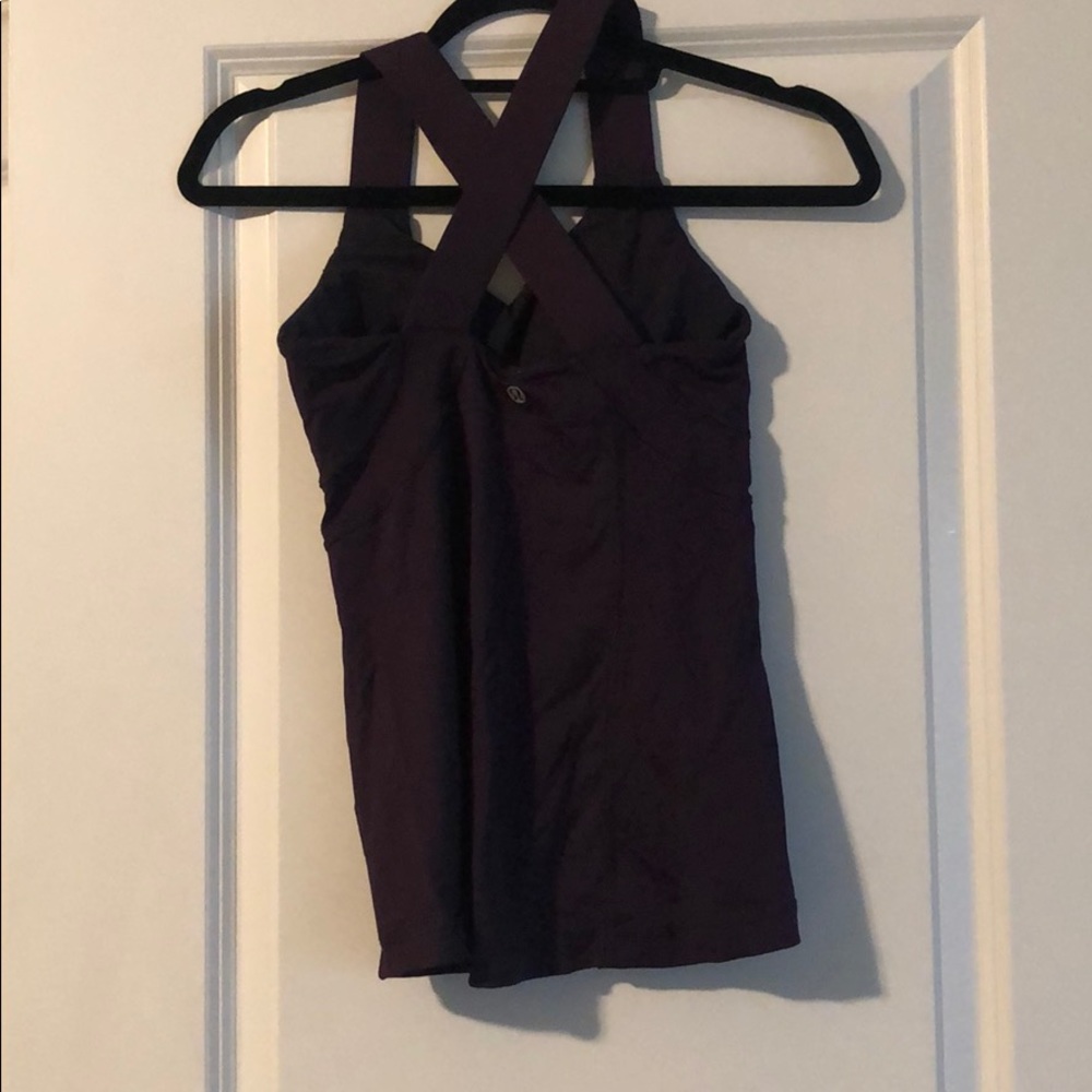 Lululemon top in plum